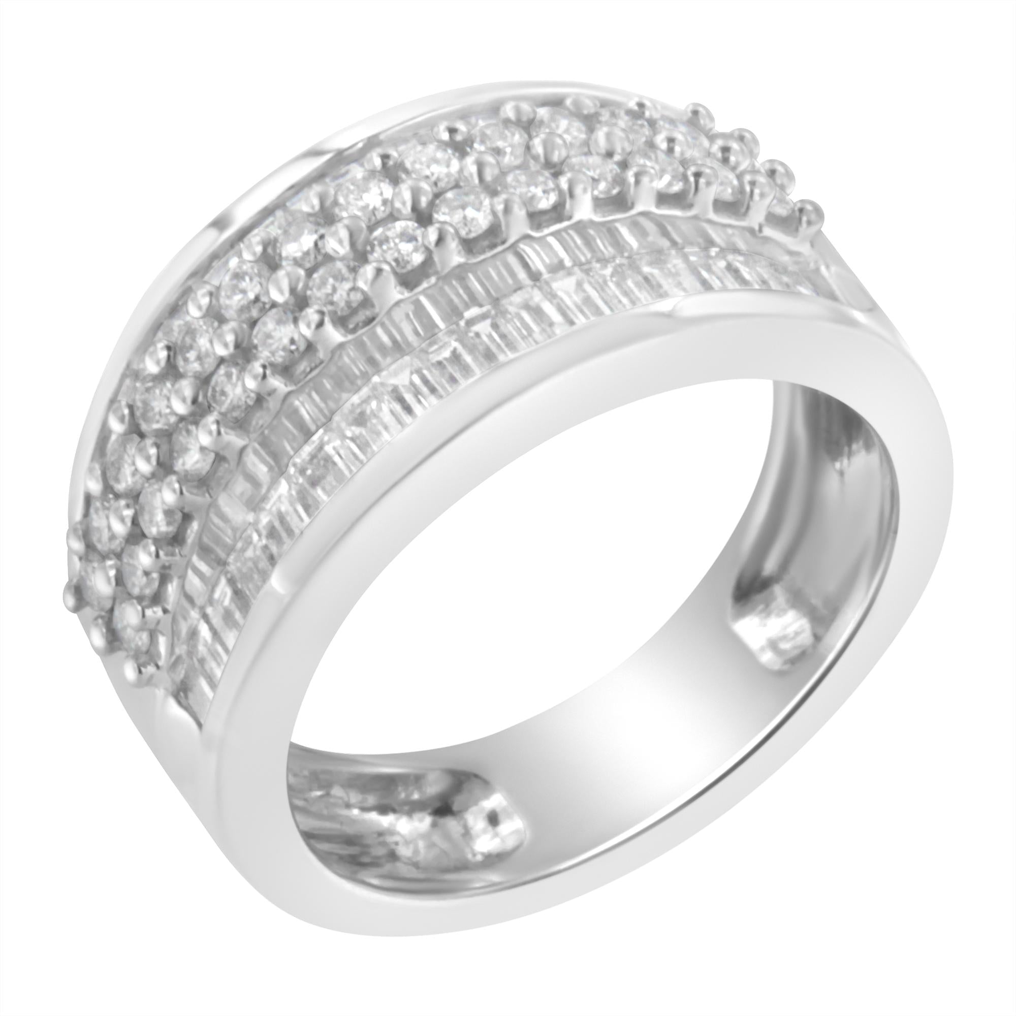 14K White Gold Round and Baguette Diamond Ring (1 1/2 Cttw, F-G Color,
