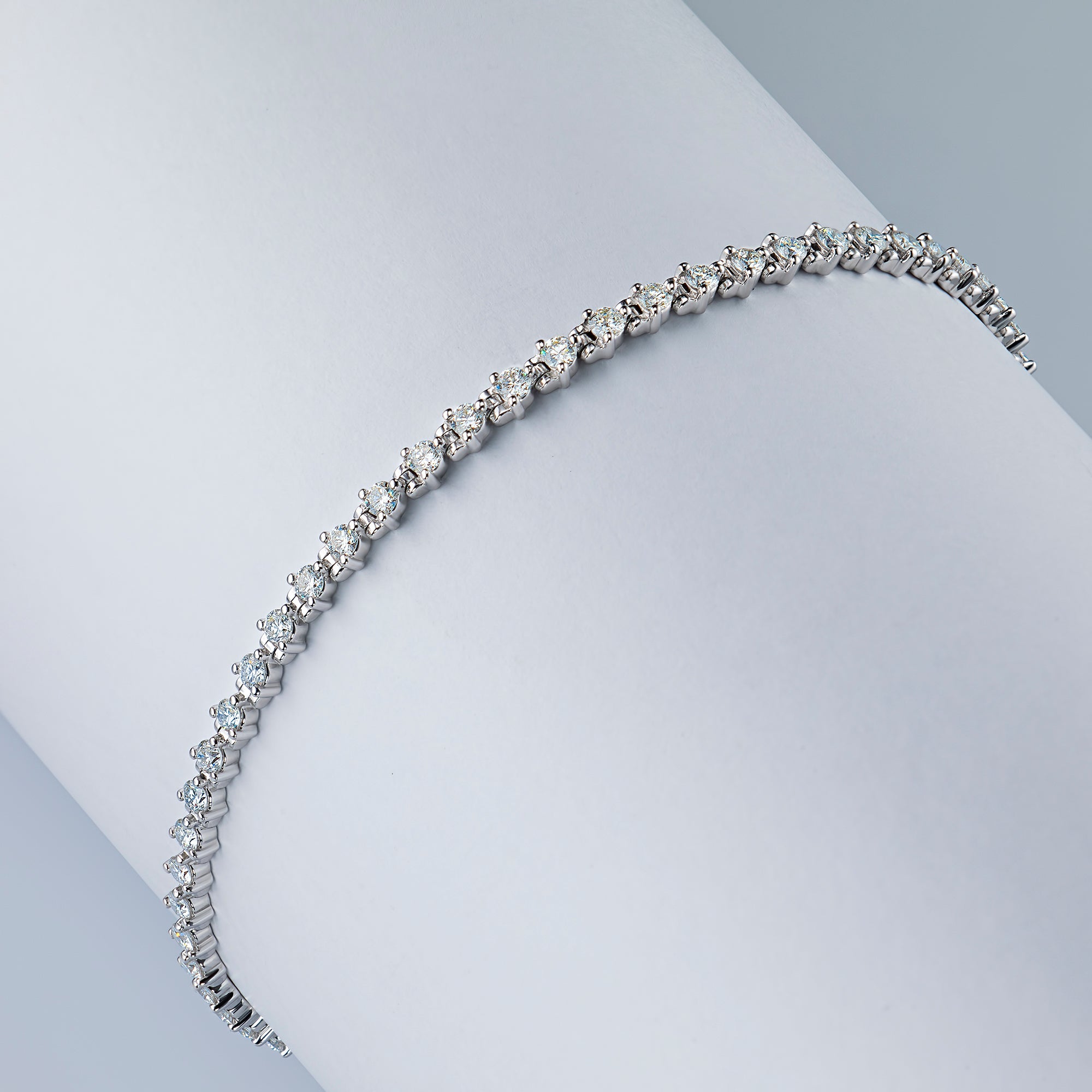 14K White Gold Bracelet with 58 Round-Cut Lab-Created Diamonds 2.022